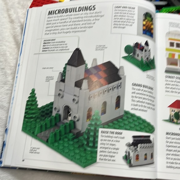 Legos with building book - Picture 9 of 11